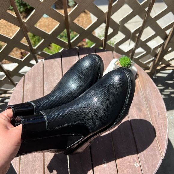 Jeffrey Campbell Corrode Chelsea Boot - Picture 5 of 11